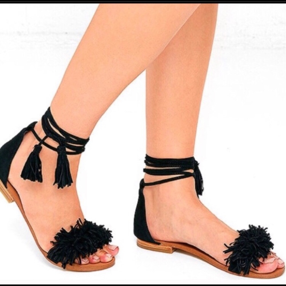 Steve Madden Sweetyy Open Toe Fringe Flat Sandals